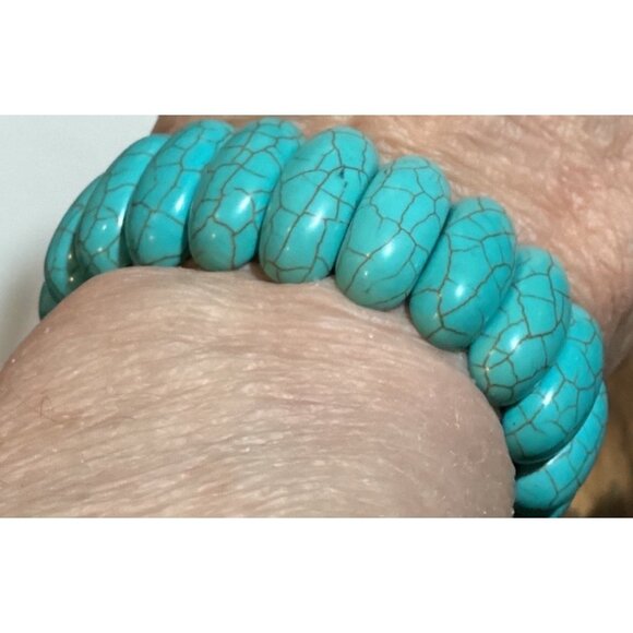 Turquoise Blue Stretchable Bracelet With Oval Beads For Women Beads 1” Long - Picture 3 of 5